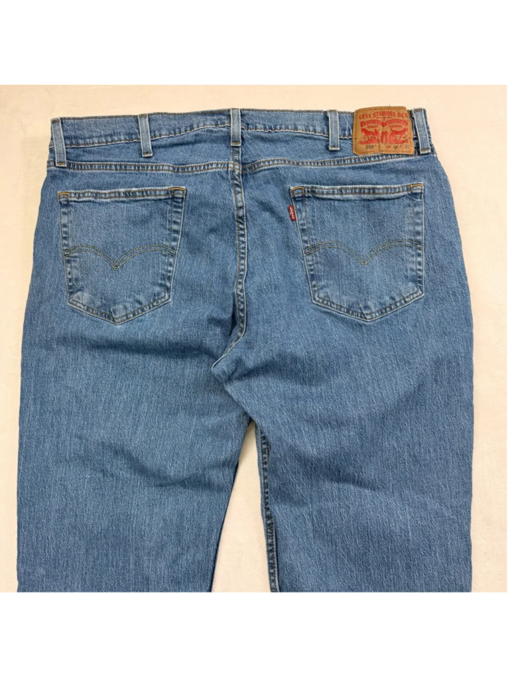 Men's Levi's 559 38x32 Relaxed Straight Fit Jeans Medium Wash